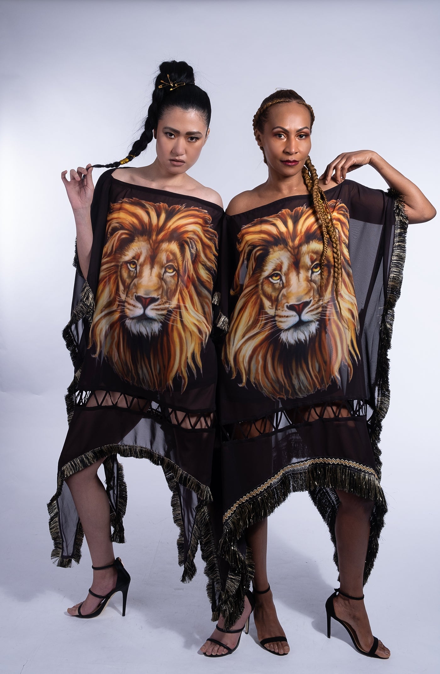 Lion Head Caftan - White & Black image 0