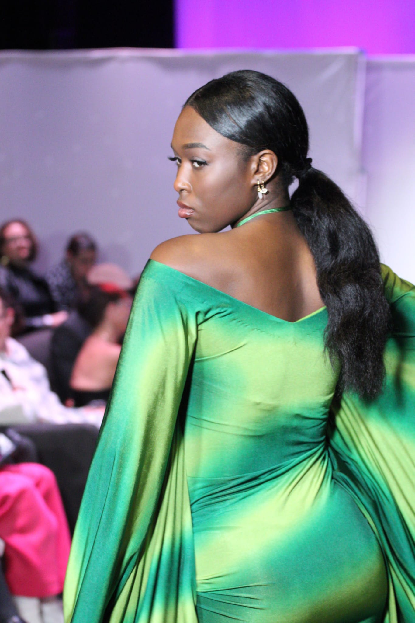 Sumptulicious B image 1