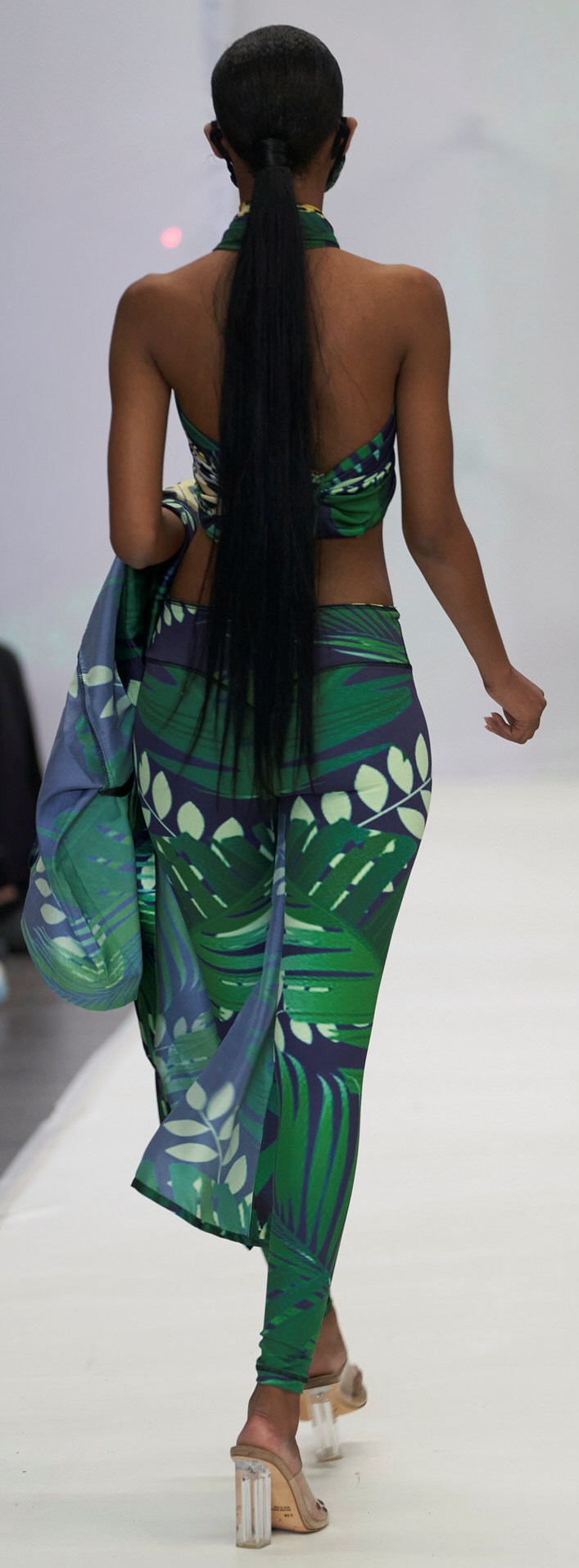 Sumaya-B-Leopard in Grass Print image 3