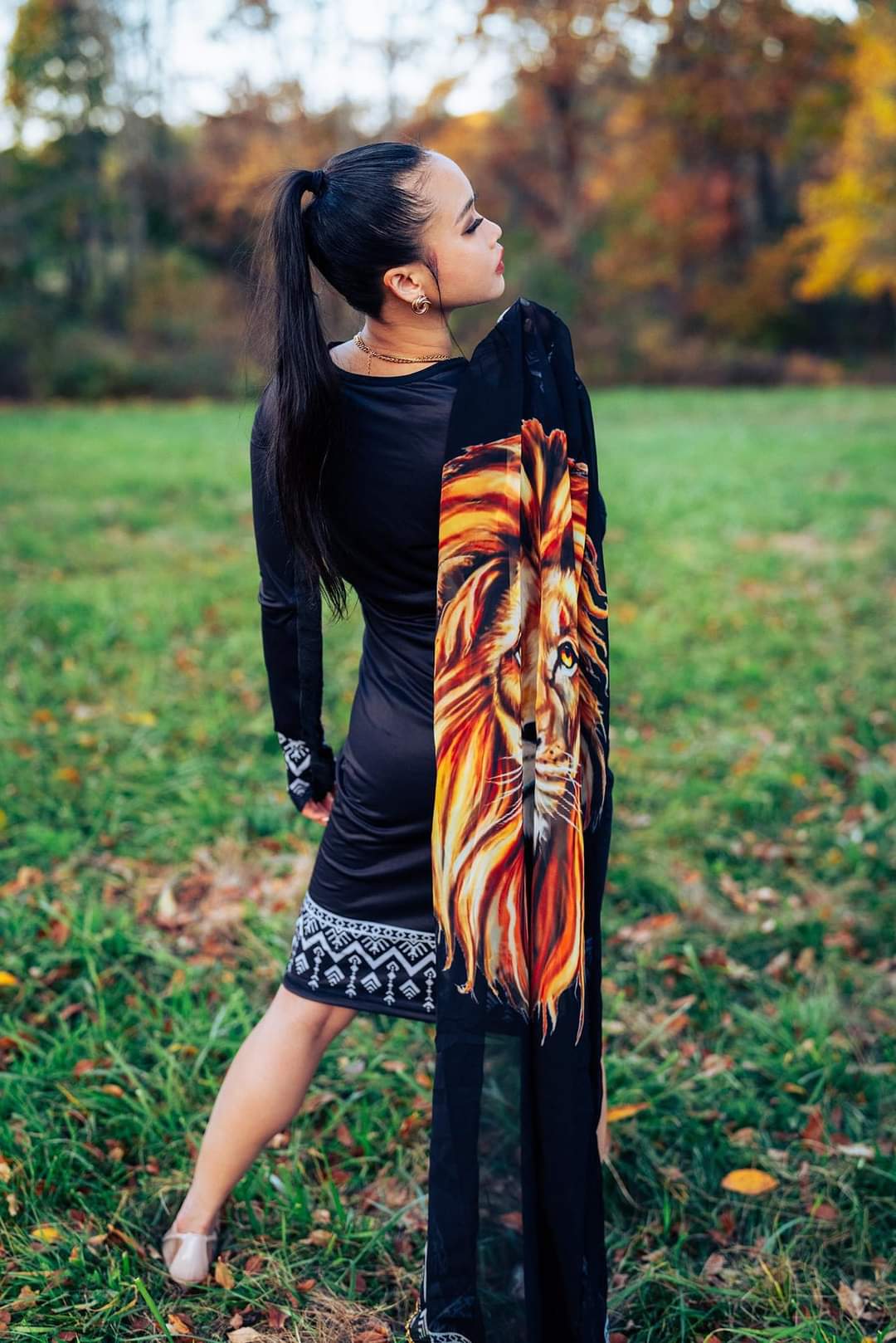 Lion Head Jane with Cape image 5