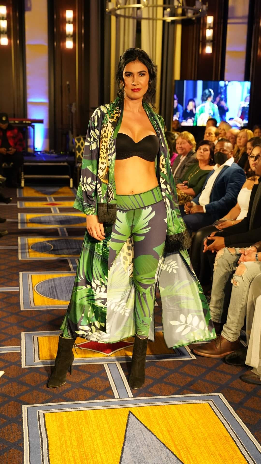 Sumaya-B-Leopard in Grass Print image 5